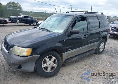 2002 Ford Escape Xlt from USA, damaged, VIN 1FMYU03142KB01170